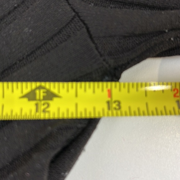 Urban Outfitters Black Long Sleeve Crossover Sweater - Picture 6 of 12